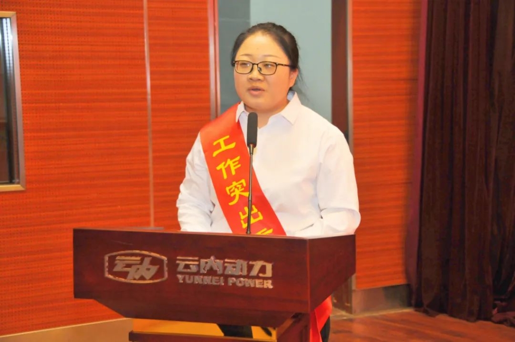 fe23b292e0a34438a628f1063e1b0bd5